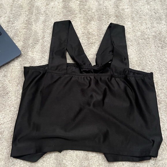 Top - Picture 3 of 3